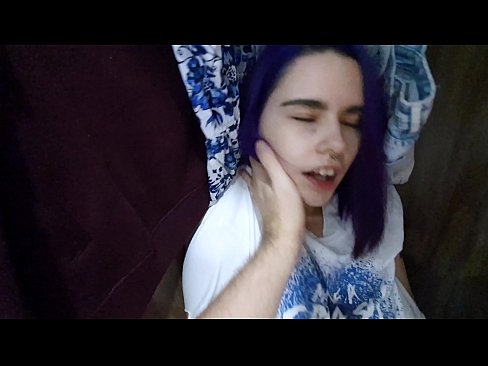 ❤️ Sibt lil sis tiegħi fil-closet u għenitha tiġri ☑ Vidjow tas-sess f'mt.niceporn-tv.ru ❤